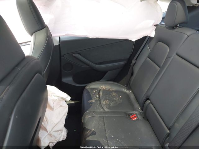 2023 TESLA MODEL Y 7SAYGDEE2PF747091 Photo 7