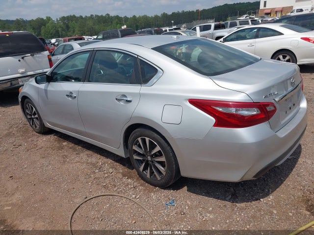 1N4AL3AP9JC208621 Nissan Altima 2.5 Sv