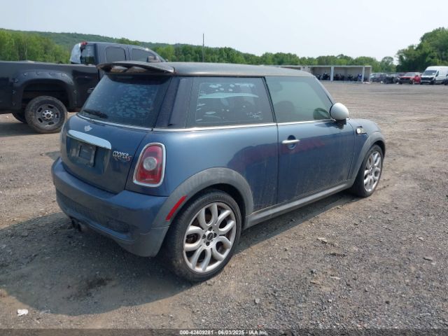 2010 MINI COOPER S WMWMF7C54ATZ74321 Photo 3