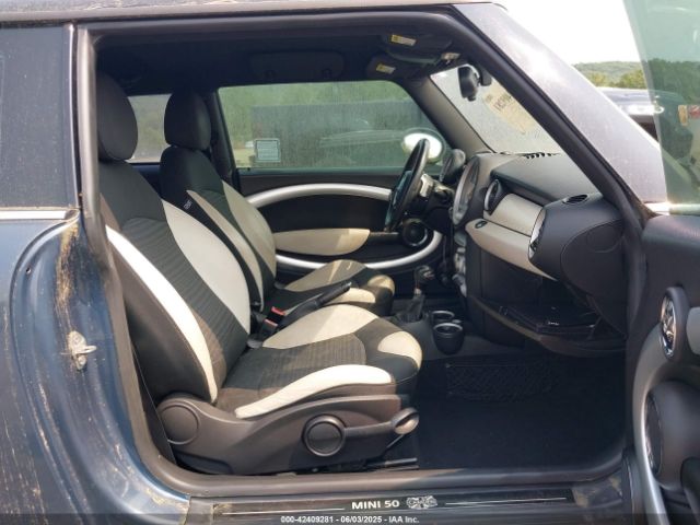 2010 MINI COOPER S WMWMF7C54ATZ74321 Photo 4