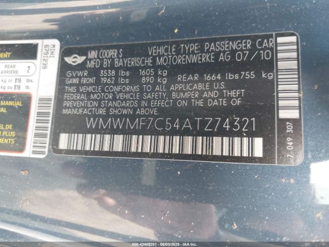 2010 MINI COOPER S WMWMF7C54ATZ74321 Photo 8