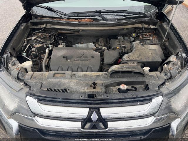 2017 MITSUBISHI OUTLANDER JA4AZ3A30HZ050662 Photo 9