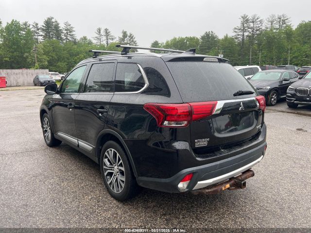 2017 MITSUBISHI OUTLANDER JA4AZ3A30HZ050662 Photo 2