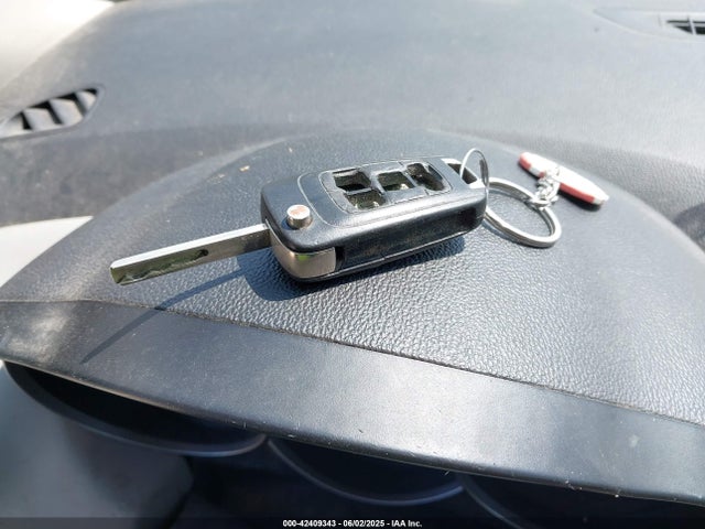 1G1PA5SG9E7287865 Chevrolet Cruze Ls Auto