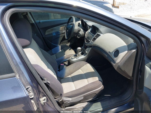 1G1PA5SG9E7287865 Chevrolet Cruze Ls Auto