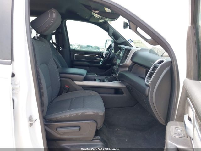 2022 RAM 1500 1C6RREBT0NN157398 Photo 4