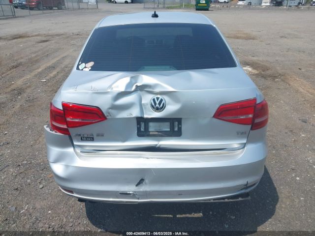 3VWD17AJ7FM421327 Volkswagen Jetta 1.8t Se