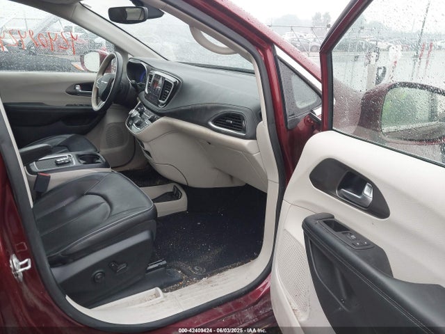 Chrysler Pacifica 2018 2C4RC1GG3JR338099 Image 5