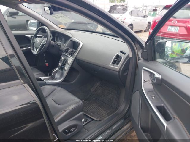 2017 VOLVO XC60 YV440MDJ1H2097153 Photo 4