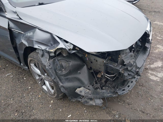 3VWC57BU1KM240209 Volkswagen 1.4 tsi