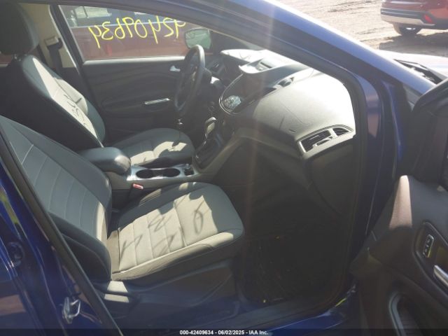 1FMCU0GX6FUB03876 Ford ESCAPE SE