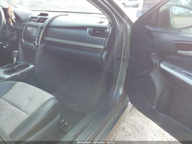 4T1BF1FK2EU347640 Toyota CAMRY SE