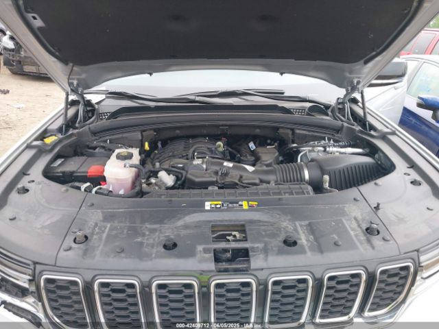2024 JEEP GRAND CHEROKEE 1C4RJHBG5RC679868 Photo 9