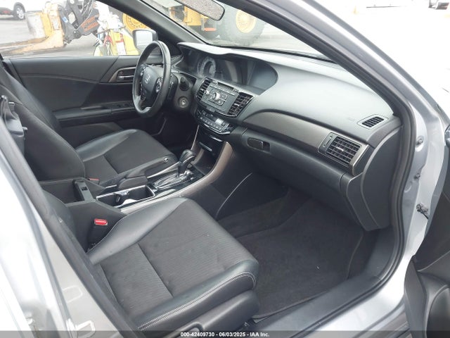 1HGCR2F52GA180086 Honda k24w1