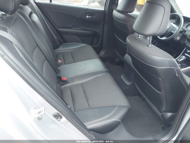 1HGCR2F52GA180086 Honda k24w1