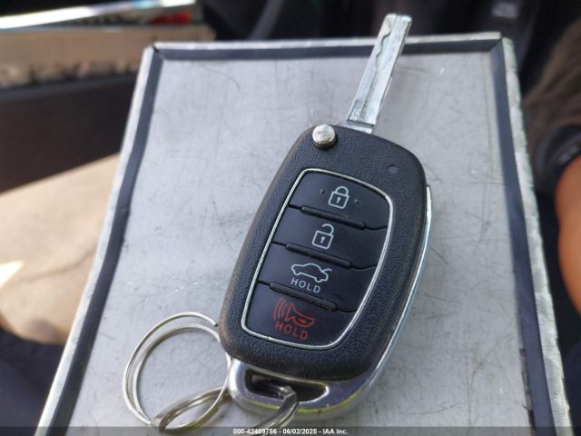 5NPE24AF2JH618824 Hyundai SONATA SE