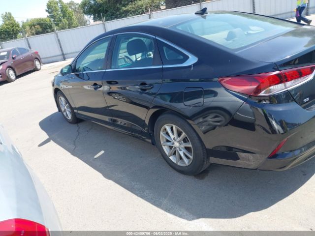 5NPE24AF2JH618824 Hyundai SONATA SE