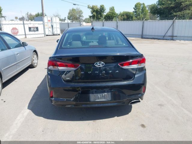 5NPE24AF2JH618824 Hyundai SONATA SE