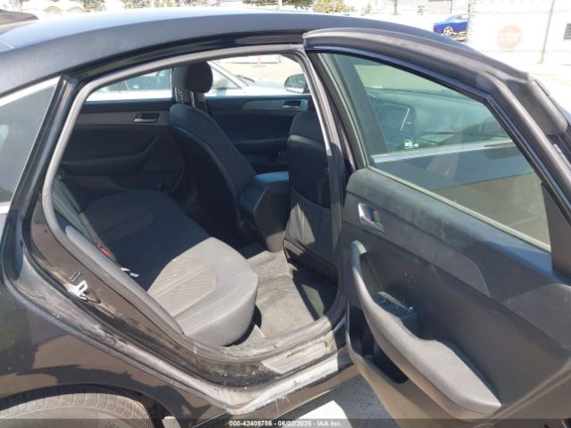 5NPE24AF2JH618824 Hyundai SONATA SE
