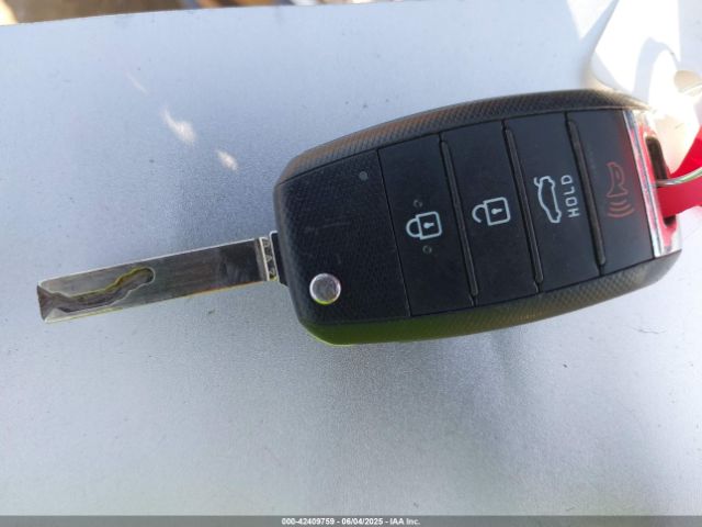 2019 KIA OPTIMA 5XXGT4L33KG321471 Photo 10