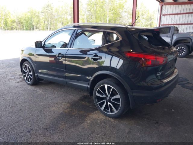 JN1BJ1CR2JW600090 Nissan Rogue Sport Sl
