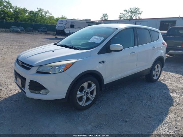 1FMCU9GX6EUB22933 Ford ESCAPE SE
