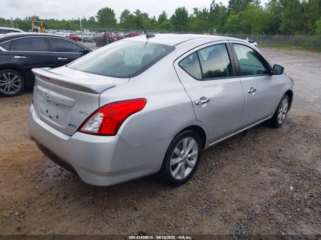 3N1CN7AP5FL814484 Nissan Versa 1.6 Sl
