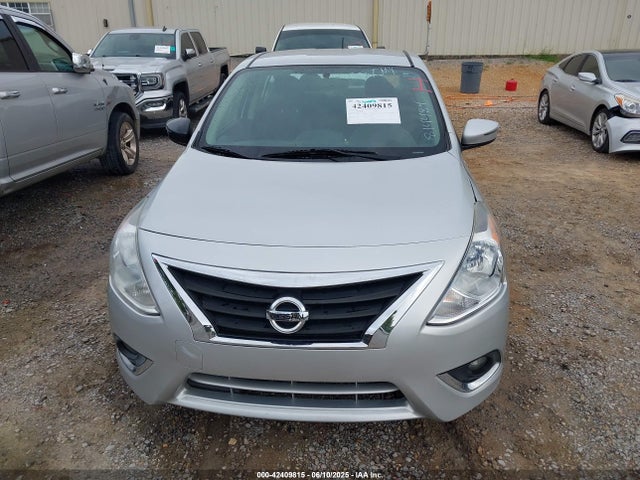 3N1CN7AP5FL814484 Nissan Versa 1.6 Sl