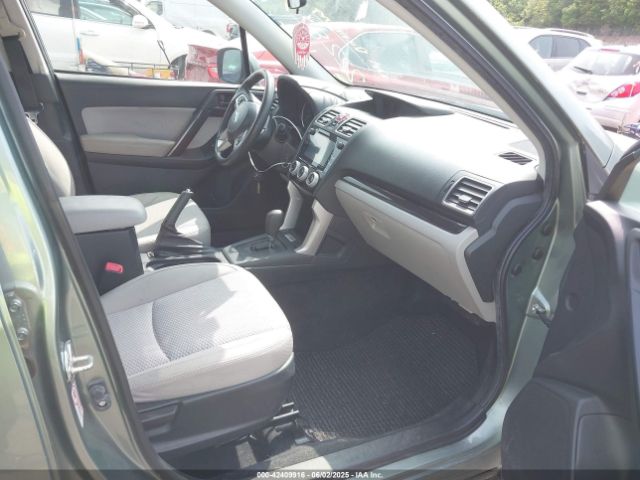 JF2SJAEC9HH413791 Subaru Forester 2.5i Premium