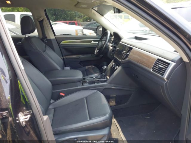 2018 VOLKSWAGEN ATLAS 1V2ER2CA9JC500412 Photo 4