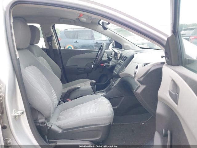 1G1JA5SH0F4116424 Chevrolet Sonic Ls Auto