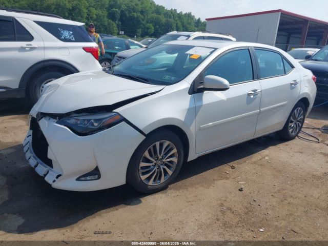 2018 TOYOTA COROLLA 5YFBURHE7JP765649 Photo 1