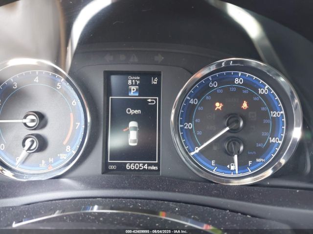 2018 TOYOTA COROLLA 5YFBURHE7JP765649 Photo 6