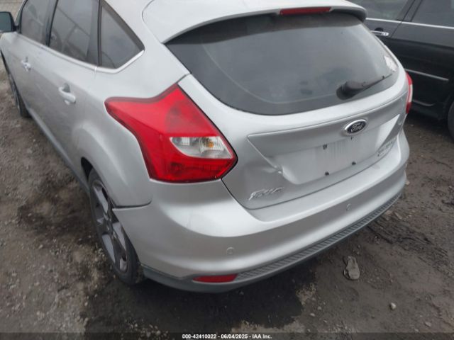 1FADP3N2XEL276058 Ford Focus Titanium