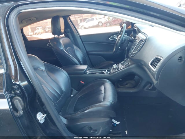 Chrysler 200 C 2015 1C3CCCCB2FN643436 Image 5