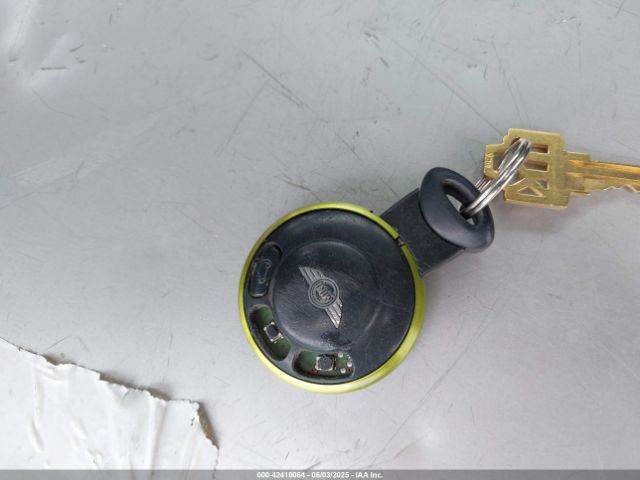 2011 MINI COOPER WMWSU3C56BT095684 Photo 10