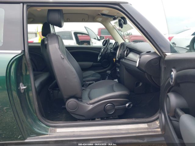 2011 MINI COOPER WMWSU3C56BT095684 Photo 4