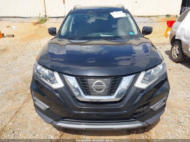 JN8AT2MT9HW400230 Nissan ROGUE SV