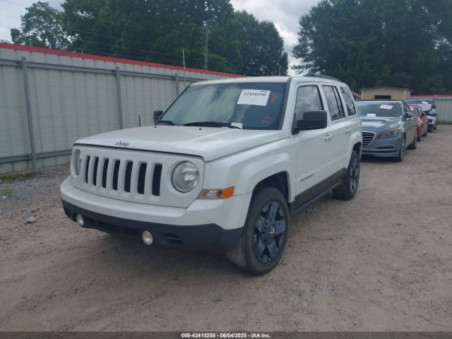 1C4NJPBB6GD800041 Jeep Patriot Sport