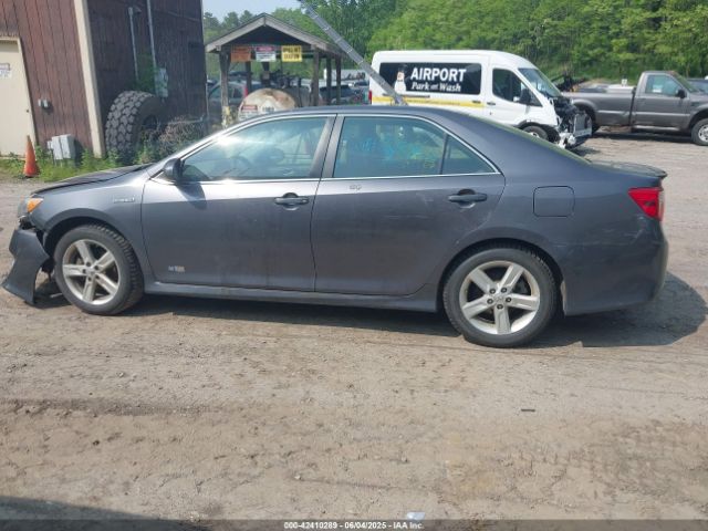 4T1BD1FK4EU122920 Toyota Camry Hybrid Se Limited Edition