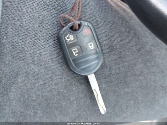 3FADP4EJ4FM166653 Ford FIESTA SE
