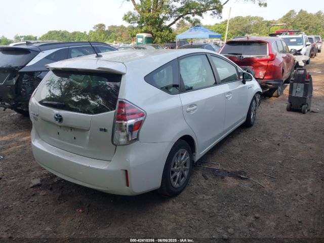 JTDZN3EU6FJ027888 Toyota Prius V Two