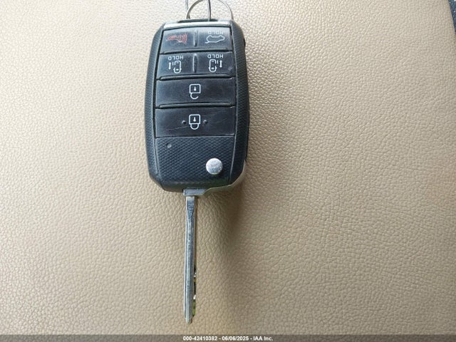 KIA SEDONA LX 2015 KNDMB5C11F6058007 Image 11