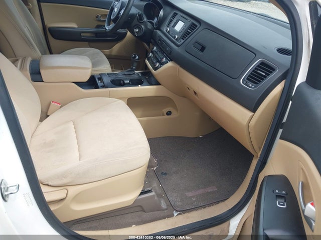 KIA SEDONA LX 2015 KNDMB5C11F6058007 Image 5