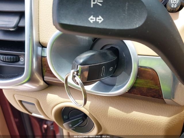 2012 PORSCHE CAYENNE WP1AB2A22CLA49857 Photo 10