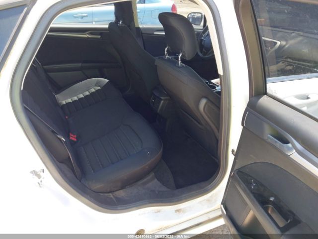 3FA6P0HD8FR109849 Ford FUSION SE
