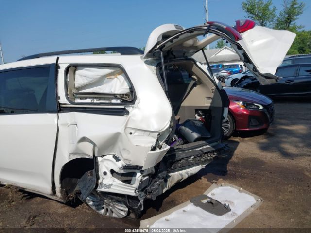 2017 TOYOTA SIENNA 5TDYZ3DC8HS889430 Photo 5