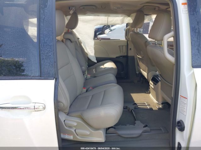 2017 TOYOTA SIENNA 5TDYZ3DC8HS889430 Photo 7