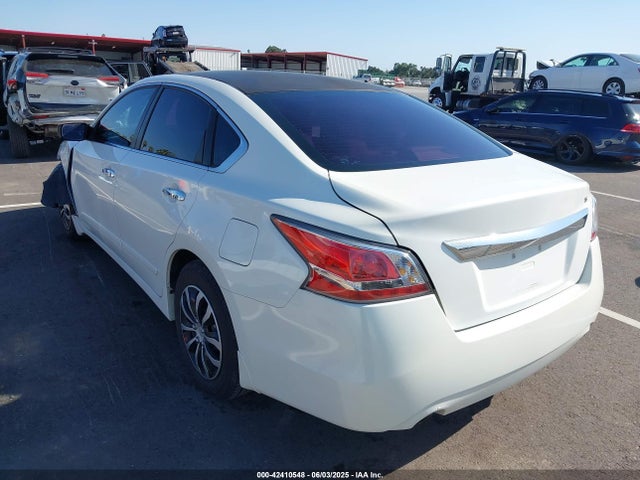 1N4AL3AP5EN384379 Nissan 2014