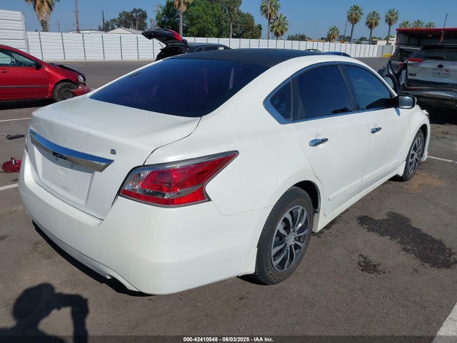 1N4AL3AP5EN384379 Nissan 2014